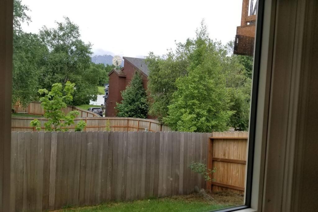 Sweet Campbell Home Anchorage Alaska Exterior photo