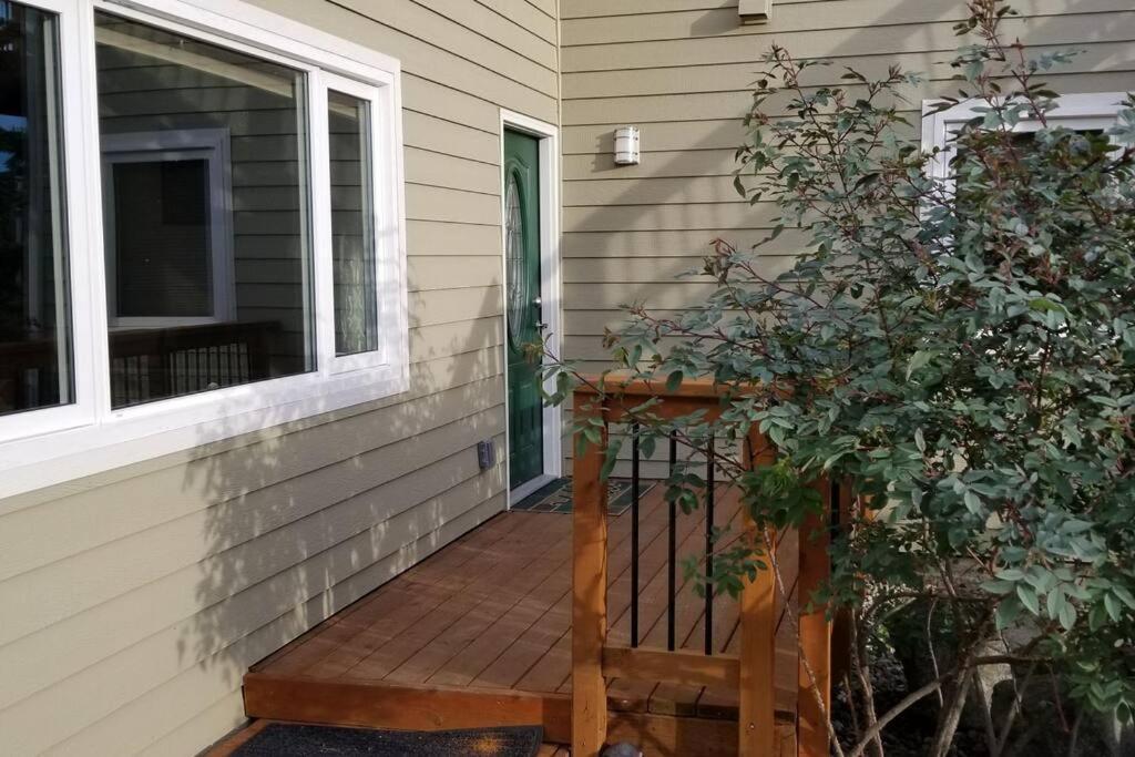 Sweet Campbell Home Anchorage Alaska Exterior photo